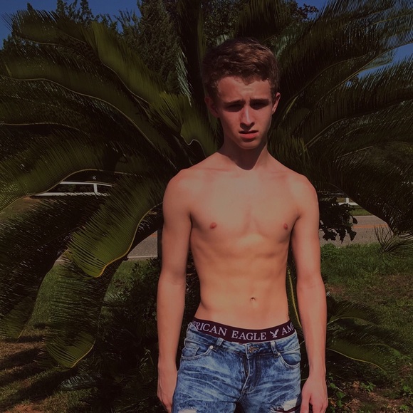 Meet your Posher, Tony - Picture 1 of 1